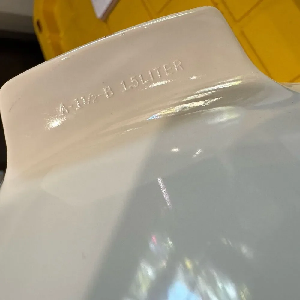 Corning Ware Abundance 1.5 Quart Casserole‎ Bakeware Dish A-1.5-B